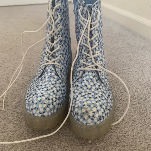 Dirty Laundry Womens Mazzy Combat Boot - Picture 3 of 3